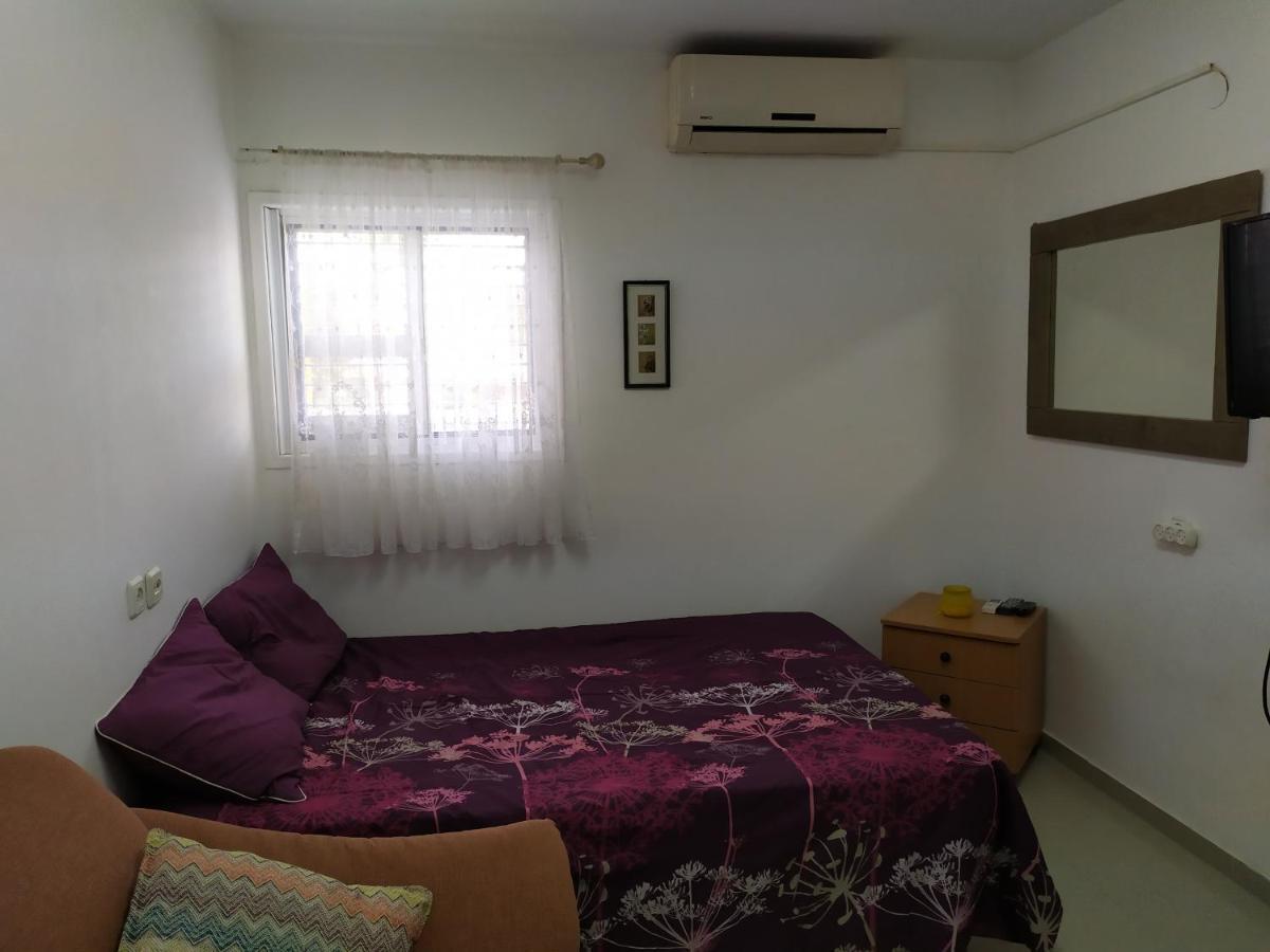 Nelly's Housing Unit Apartment *